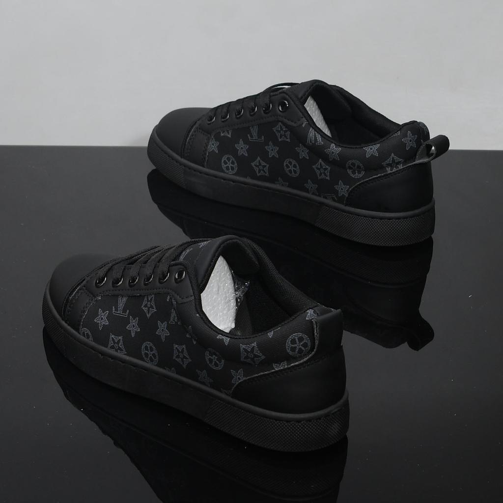 Dexun Schuhe Frühling und Sommer atmungsaktive Sport-Freizeit-Retro-Board-Schuhe neue trendige Low-Top-Schuhe Herren 1