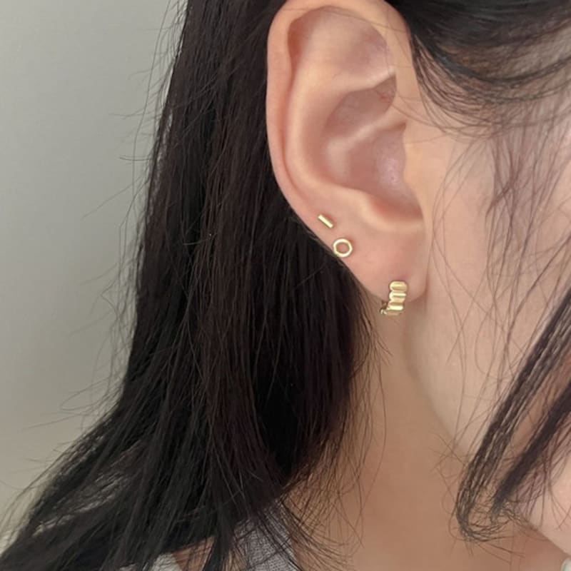 youngglow 14k fence cutting one touch earring