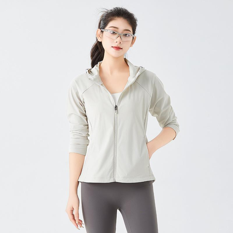 New sunscreen clothing women's light and thin hooded UPF10 + quick-drying and breathable outdoor sports skin clothing fashionable and thin jacket