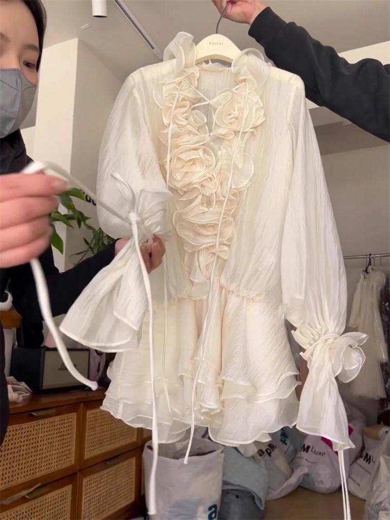 Koreanisches süß-würziges V-Ausschnitt Rüschen Blumen Midikleid