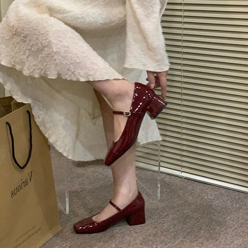 Gentle fairy style, elegant temperament, thick-heeled single shoes, summer with skirts to increase height and thin, thick-heeled Mary Jane shoes