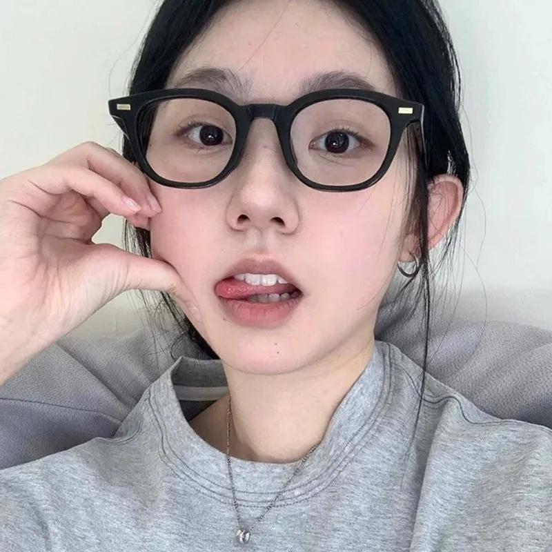 Black Retro Round Frame Glasses Women Men Computer Anti Blue Light Round Leopard Glasses Blackout Glasses Optical Lenses Eyewear