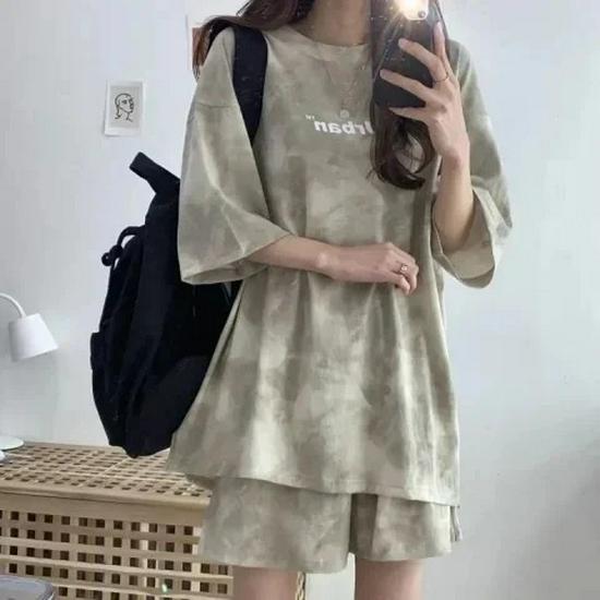 Women's Summer 2024 Sports Suit: 5-Color Two-Piece Set with Top and Shorts