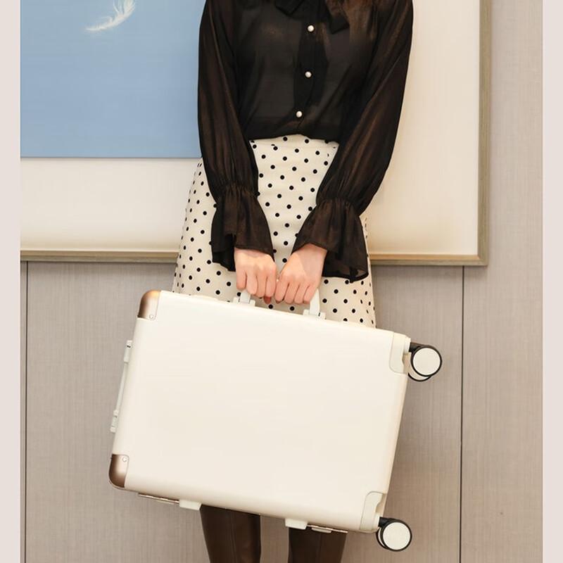 Xiao Yan Aluminum Frame Luggage