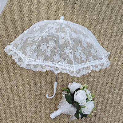 Eleganter Spitzen Sonnenschirm mit langem Griff für Teepartys, Hochzeiten und Fotografie - Schirm Requisite im Vintage-Stil