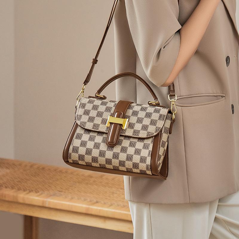 Mrs. Qiao Handbag for Women 2025 New Handbag Autumn Winter Crossbody Bag Mom Bag High-end Vintage Women's Bag