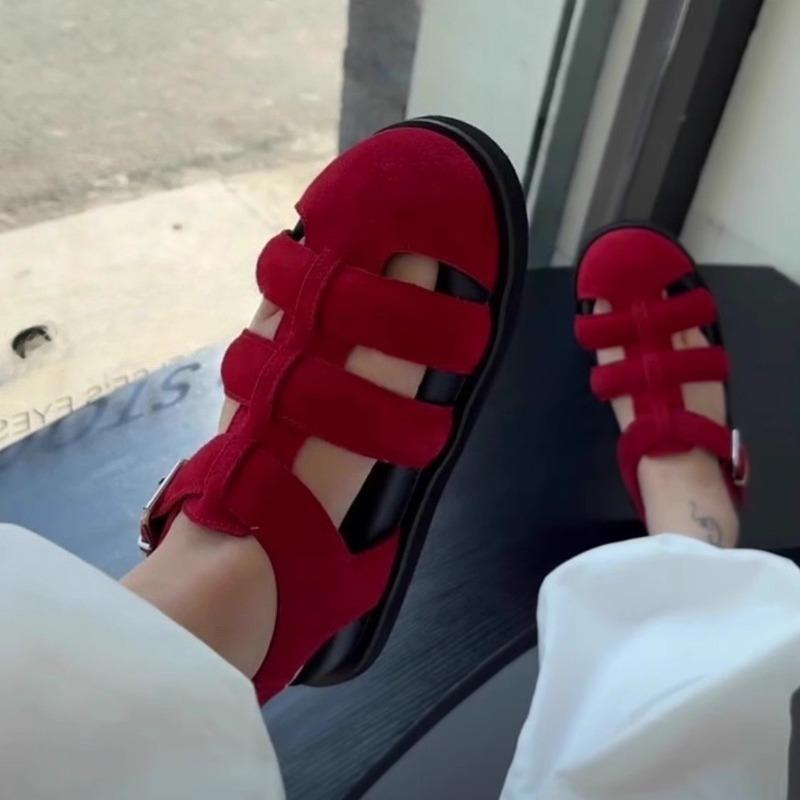 Fashion 2025 Summer New Small People Fashion Platform Roman Sandals Women's Cutout Vintage Pig Cage Shoes
