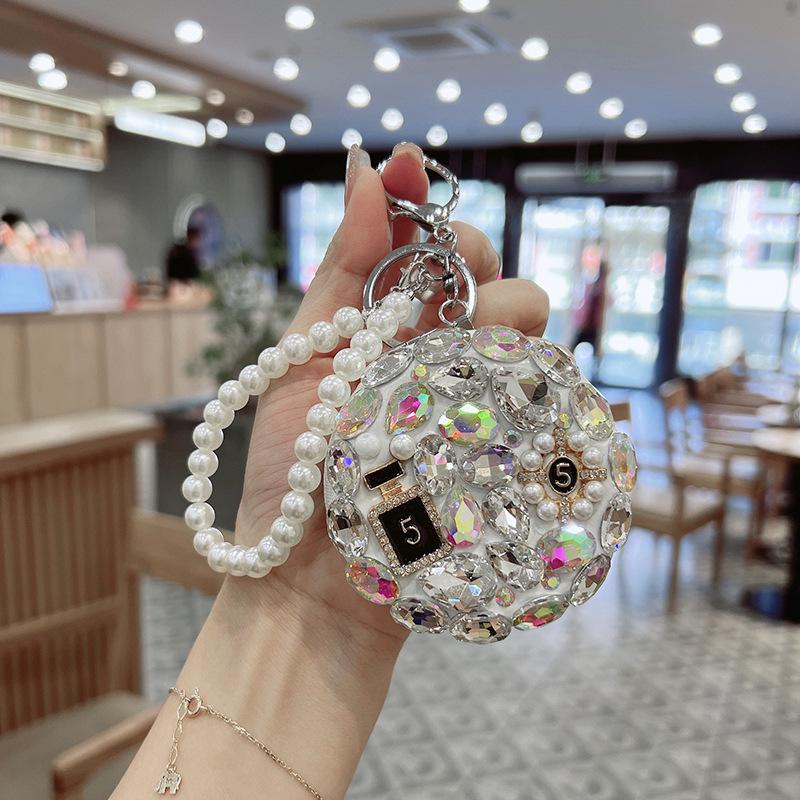 Korean Style Diamond Round Mirror Keychain: Folding Glass Charm for Bags & Cars