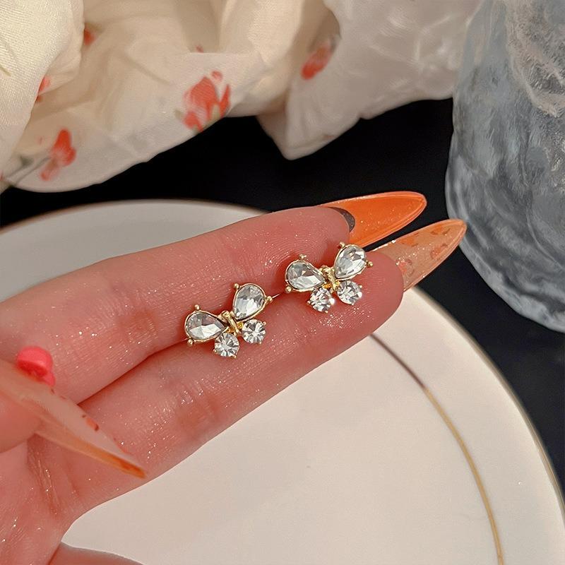 Gold Ring Earrings Women's Ear Buckles Light Luxury High-end Earrings Autumn and Winter Ring Earrings