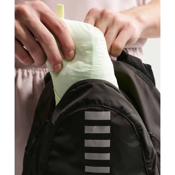 Nike Wasserabweisende Leichte Atmungsaktive Laufjacke Herren Jacken HV4549-737