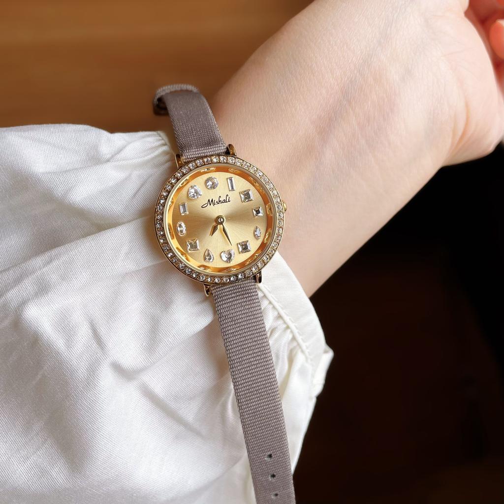 New High-End Selected Women'S Watches, Retro Small Round Dial Elegant Quartz Watches, Birthday Gifts, Trendy Women'S Watches.