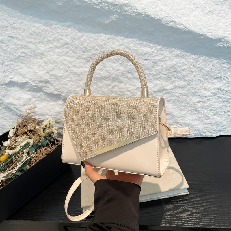 Today's popular niche design handbags, new fashionable and versatile simple and high-end shoulder messenger bags