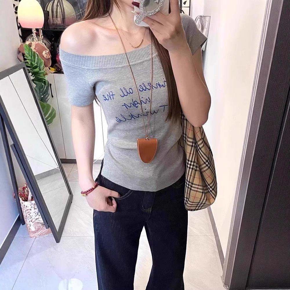 

Korean Style Gray Letter Knitted Short Sleeve T-shirt - Women s Summer Chic, Flattering Design, Versatile Top One Size [Recommended for Up to 125 pounds]