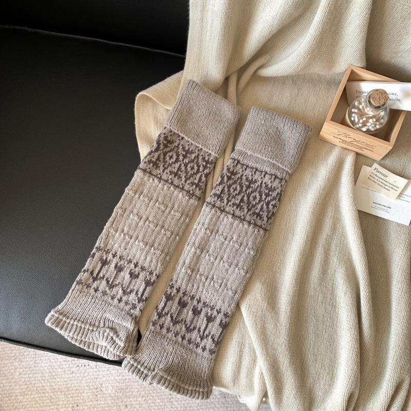 Knitted Mid-Leg Socks, American Vintage Sock Covers, Maillard Contrasting Warm Casual With Shoes And Boots, Stacked Socks