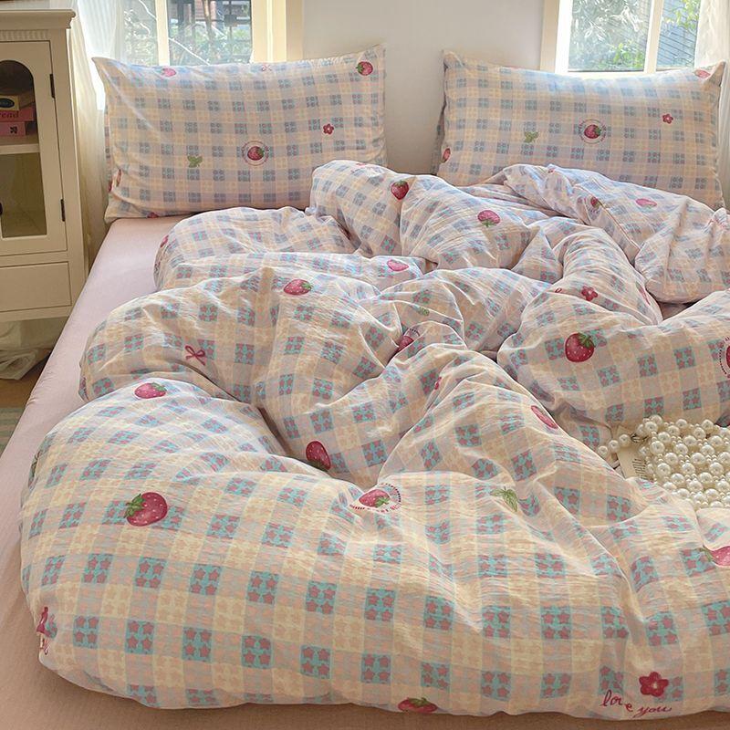 Ins Girls Strawberry Bedding Sets  New Queen Size Bed Sheet Set Duvet Cover Set With Pillowcase No Filling
