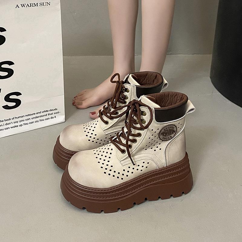 

Женские летние мартинсы с перфорацией, дышащие, ретро, короткие ботинки на толстой подошве, матовая мягкая кожа, ботинки цвета ревеня, уличная обувь для хайкинга 40 бежевый