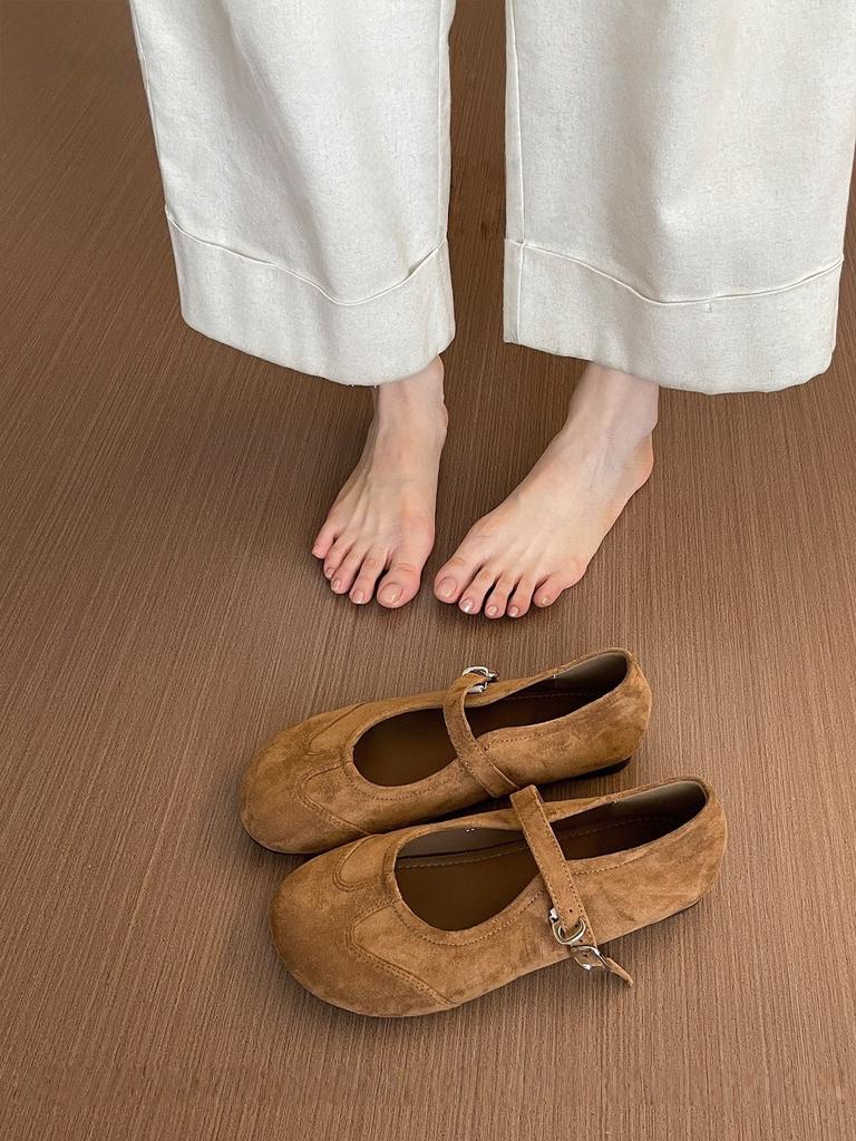 Korean Round-toed Ugly Cute Beanie Shoes Women's Shoes 2025 Autumn and Winter New Korean Version of One-line Strap Flat Mary Jane Single Shoes