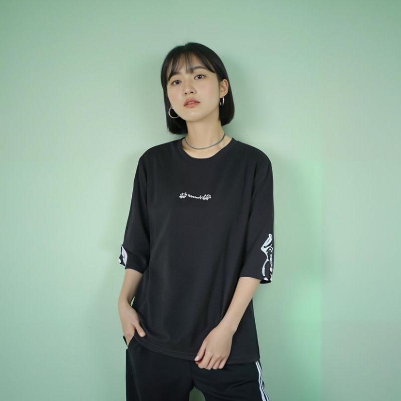 

Japanese Single 2024 Summer Cotton Chubby Girl Plus Size Loose New Fashion All-Match round Neck Short Sleeve T-shirt for Women Slim Looking Black 4L
