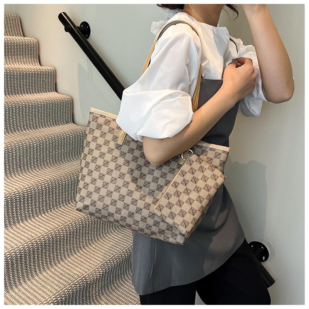 Printing Texture Small Hanging Bag Large Capacity Korean Version Of Casual Commuting Fashion Shoulder Handheld Tote Bag