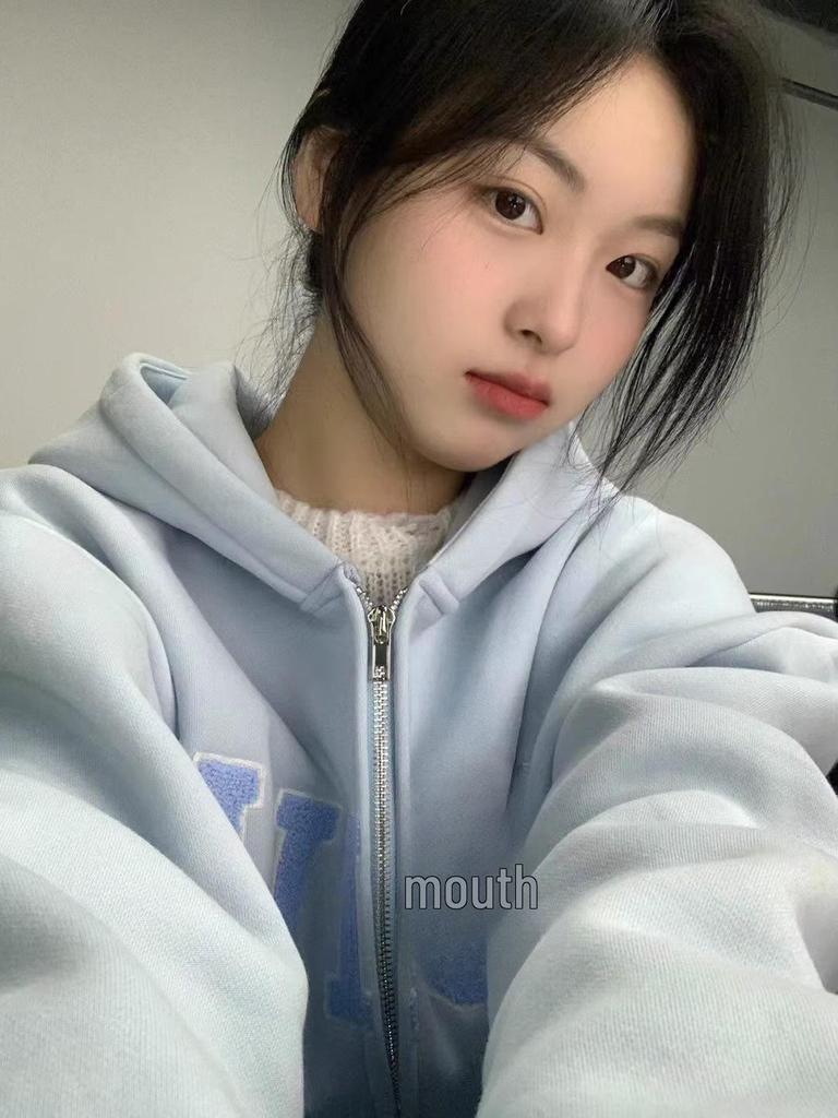 Women's Milky Blue Oversize Baseball Jacket - Thickened Velvet for Autumn/Winter