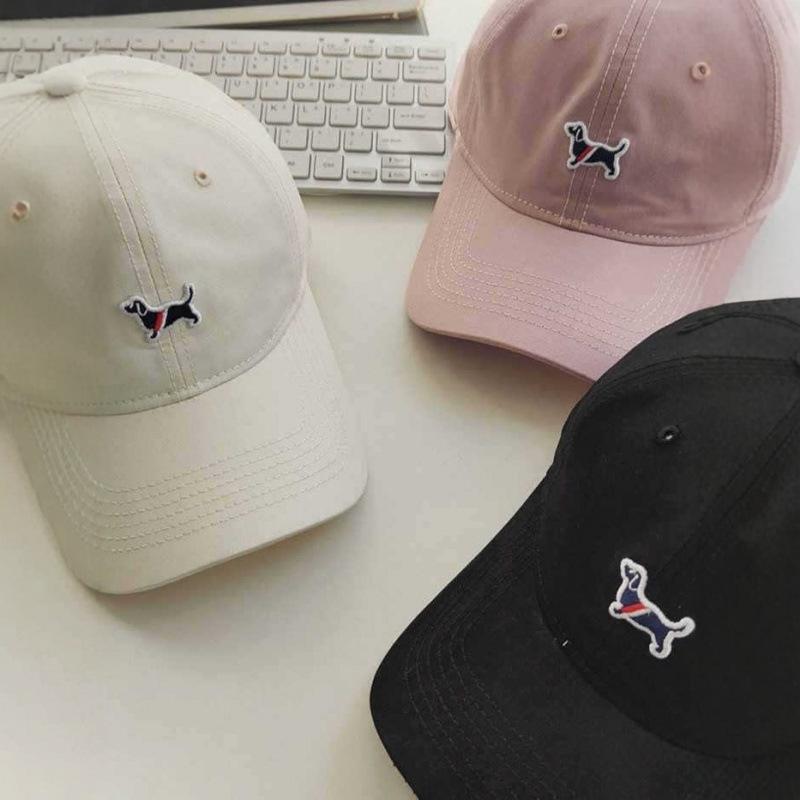 Personalized spring and summer new dachshund dog embroidered baseball cap new big head circumference adjustable cap tide
