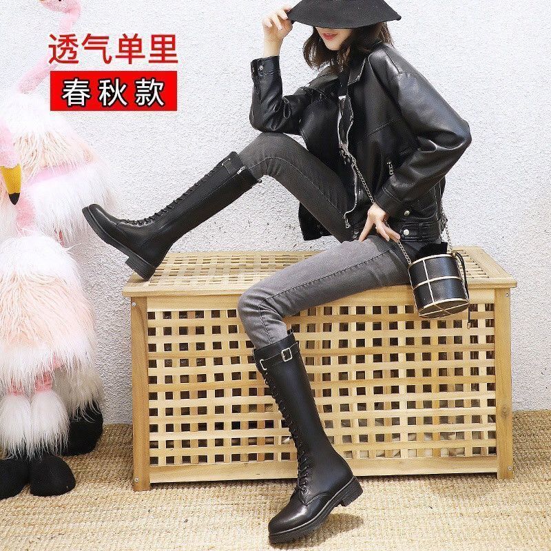 Mais bottes Martin au genou pour femmes 2025 hiver nouvelles bottes simples velours étudiant longues bottes fines à lacets version coréenne bottes pour femmes