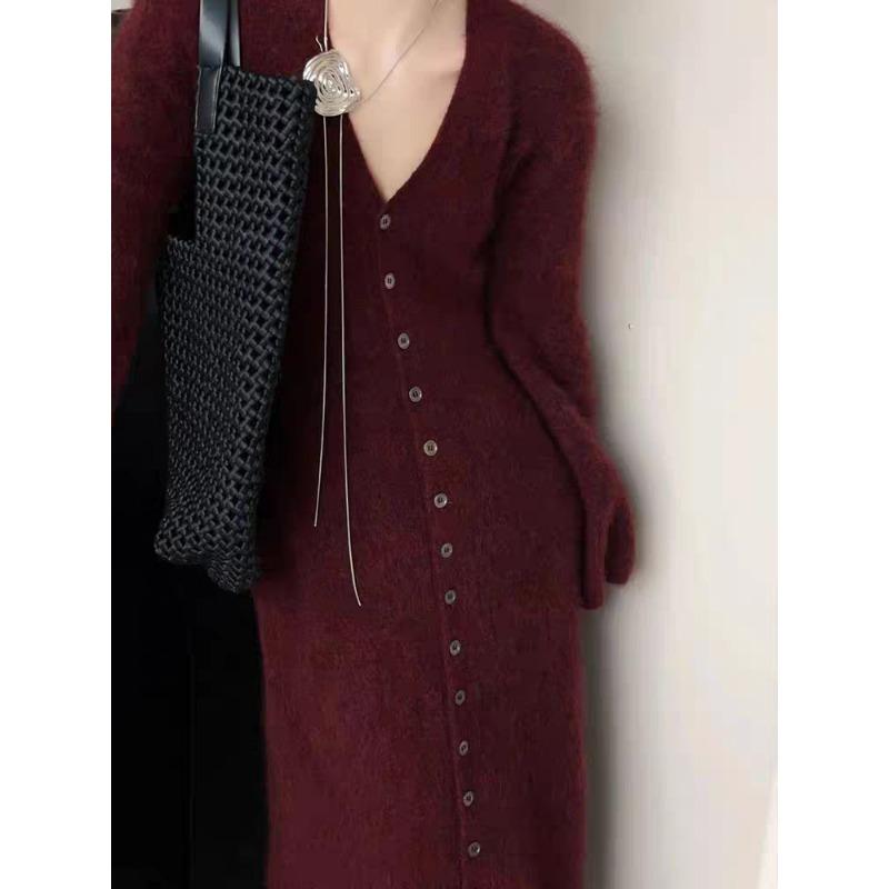 

Autumn women s new high-end super-good-looking pendant shows body burgundy knitted temperament dress S бордовый