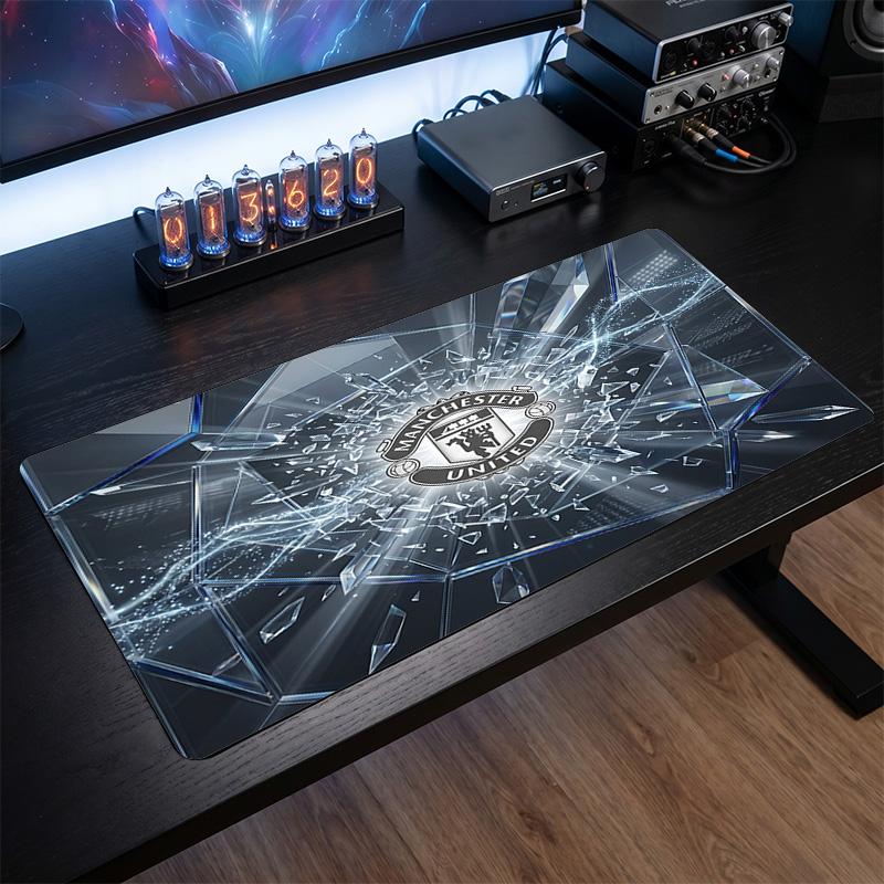 Alfombrilla de ratón grande impresa del Manchester United, alfombrilla de escritorio para gaming de goma suave antideslizante para decoración de oficina, portátil y ordenador