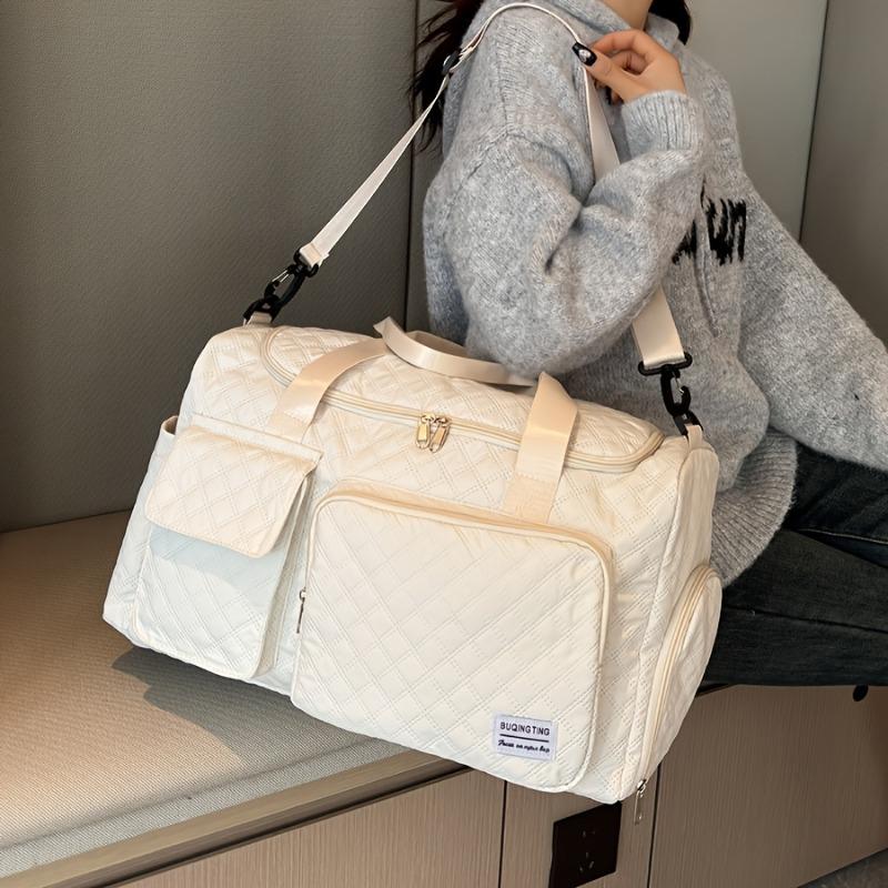 Large Capacity Durable Nylon Travel Duffle Bag,Spacious Portable Gym Sports Tote, Stylish Argyle Pattern Weekender Overnight Bag