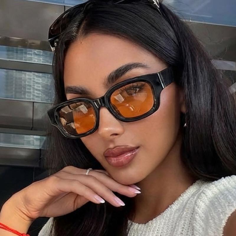 Unisex Fashion Trendy Retro Vintage Sunglasses Small Frame Oval Narrow Sunglasses for Street Photography UV Protection