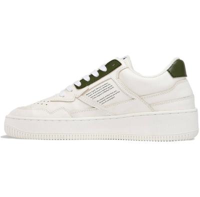 Obuwie uniseks – Sneakersy