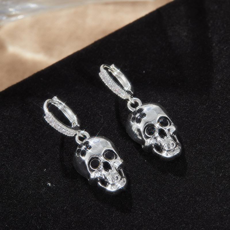 New Trend Of Minimalist Men And Women Ghost Head Earrings Retro Skull Pendant Earrings Gothic Punk Rock Party Accessories Gift