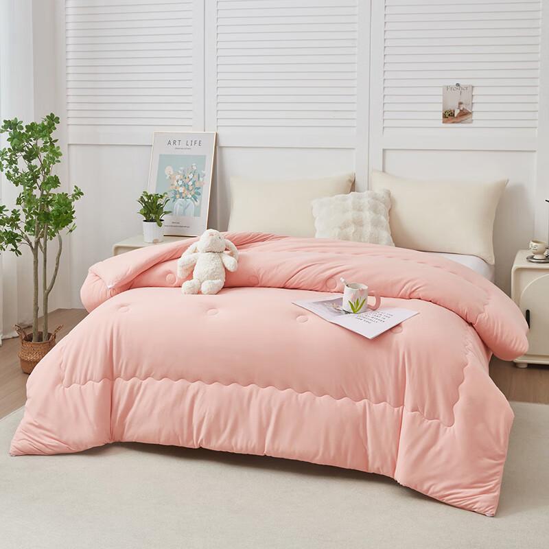 Playboy Micro Velvet Winter Quilt