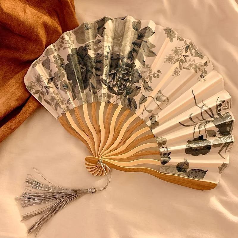 21/22cm Portable Hand Fold Fan New Chinese Style Dance Props Retro Shell Fan Woman Men Bamboo Wood Silk Flower Folding Fan