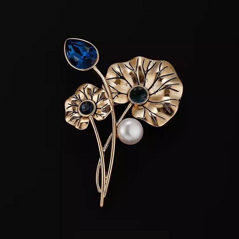 Retro Qingqing Lotus Brosche, Vielseitige und elegante Perlen-Lotusblatt-Brosche, Leichter Luxus und Nischen-Design-Sinn-Brosche