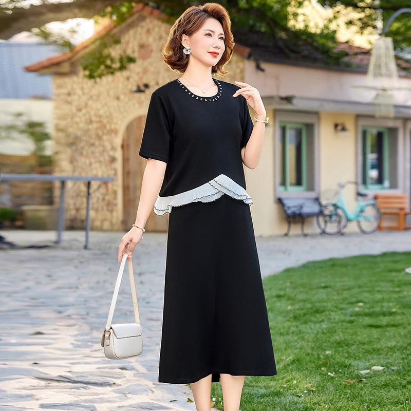 

Elegant Summer 2026 Slimming Patchwork Ruffle Two-Piece Set for Middle-Aged & Elderly Women 3XL (120-135 jin)
