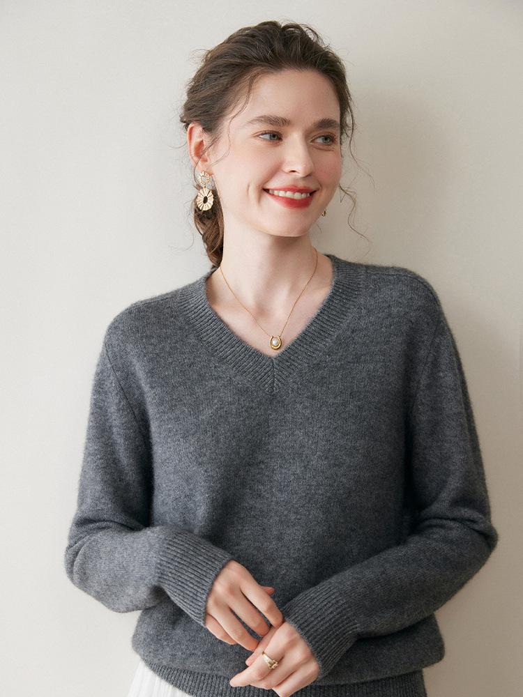 Women's Cashmere V-Neck Slimming Knit Sweater - Warm Autumn/Winter Fashion