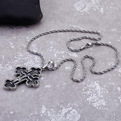 Europejski i amerykański męski naszyjnik w stylu retro z przesadnym krzyżowym kwiatem i tytanową stalą