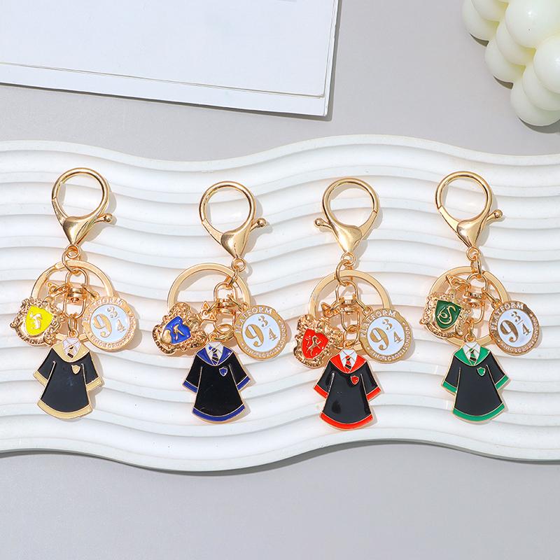 1Pc College Keychain Cartoon Pendant Preppy Style Zinc Alloy Festival Gift Badge