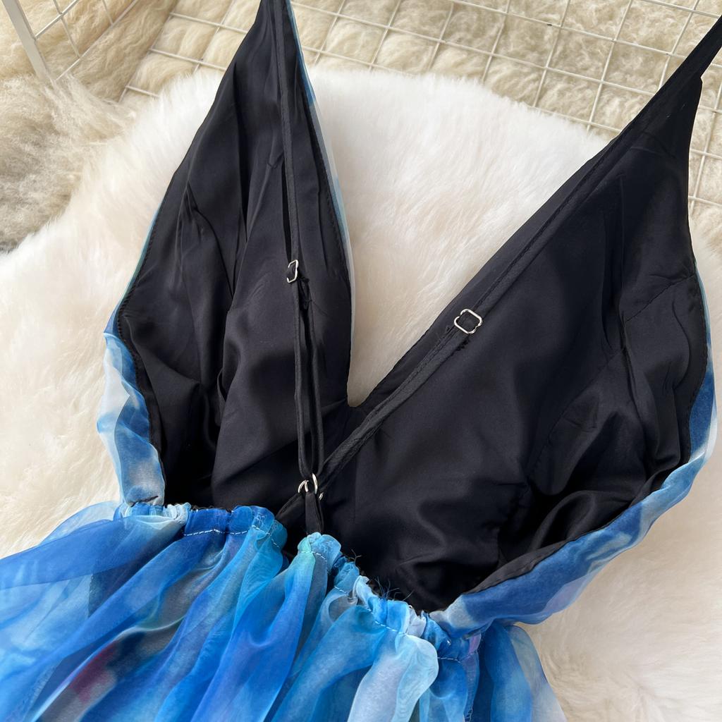 Abiti da sera sexy per feste di lusso Cinturino per spaghetti con scollo a V Abito da donna scava fuori senza schienale Estetico Abito lungo in organza lungo estetico