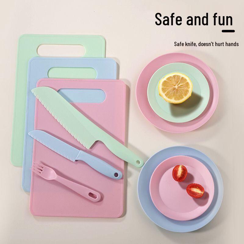 Available Kindergarten Plastic Kitchen & Fruit Knife Set for Kids - Includes Baby Fork & Vegetable Cutting Tools.