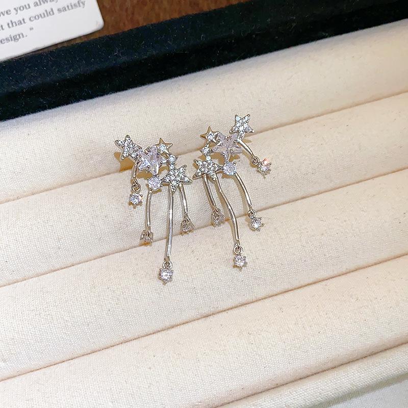Silver Needle Cross-Border Tassel Earrings: Women's Versatile, Stylish Studs with a Unique, Trendy Design.