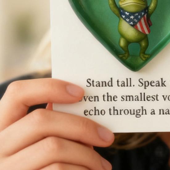 Resist Frog Pocket Hug with Positive Card Emotional Support Love Heart Frog Pocket Token Decoration Inspirational Encouragement Gift