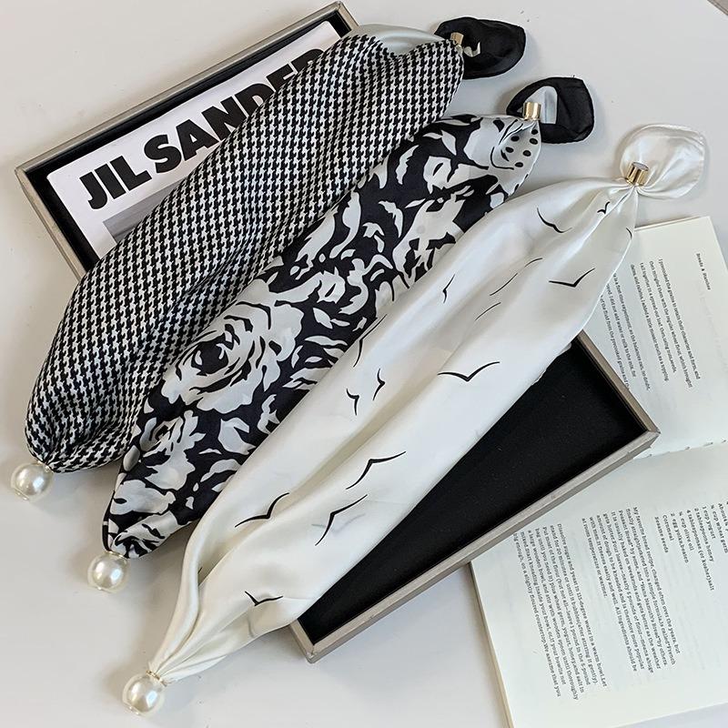 Silk scarf new pearl necklace spring and summer thin magnetic buckle lazy silk scarf women's pendant scarf collarbone chain