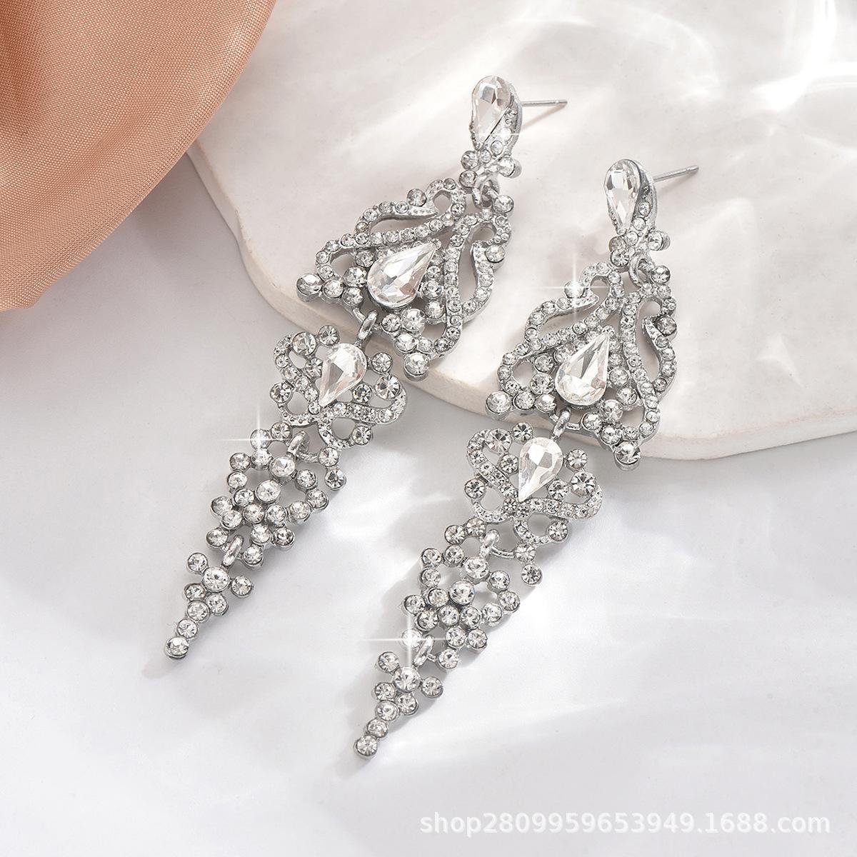 

Прямая продажа Новые Высококлассные Длинные Серьги Кристалл Свадебные Аксессуары для Свадебного Платья белый