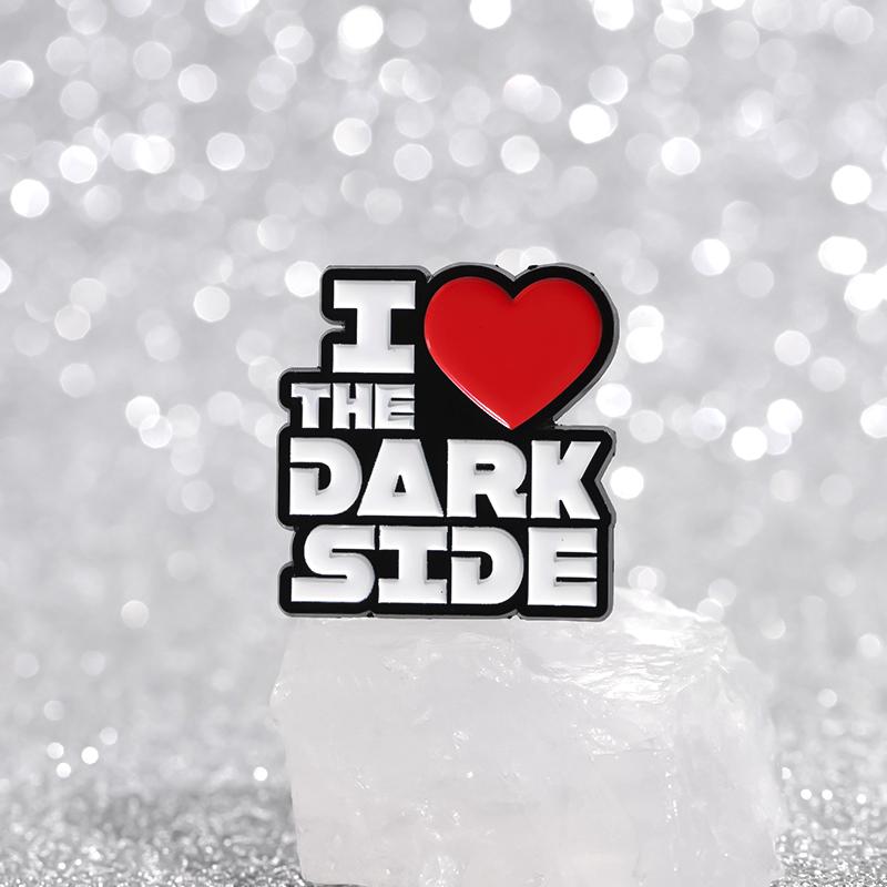 Sci-Fi Filme Emaille-Pins Custom Die Macht Broschen Anstecknadeln Punk Gothic Filmlinien Schmuck Geschenk für Fans Kinder Freunde