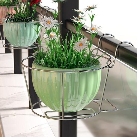 Hanging Railing Planter Holder Holder, Stainless Steel Flowerpot Hanger with Detachable Outdoor Garden Organizer Hook, Round Plant Pot for Balcony
