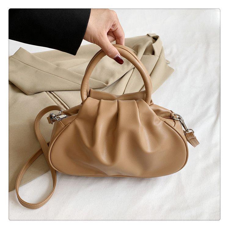 2025 Women's Versatile Retro Cloud Pleated Handbag: Underarm, Travel, Shoulder, Crossbody