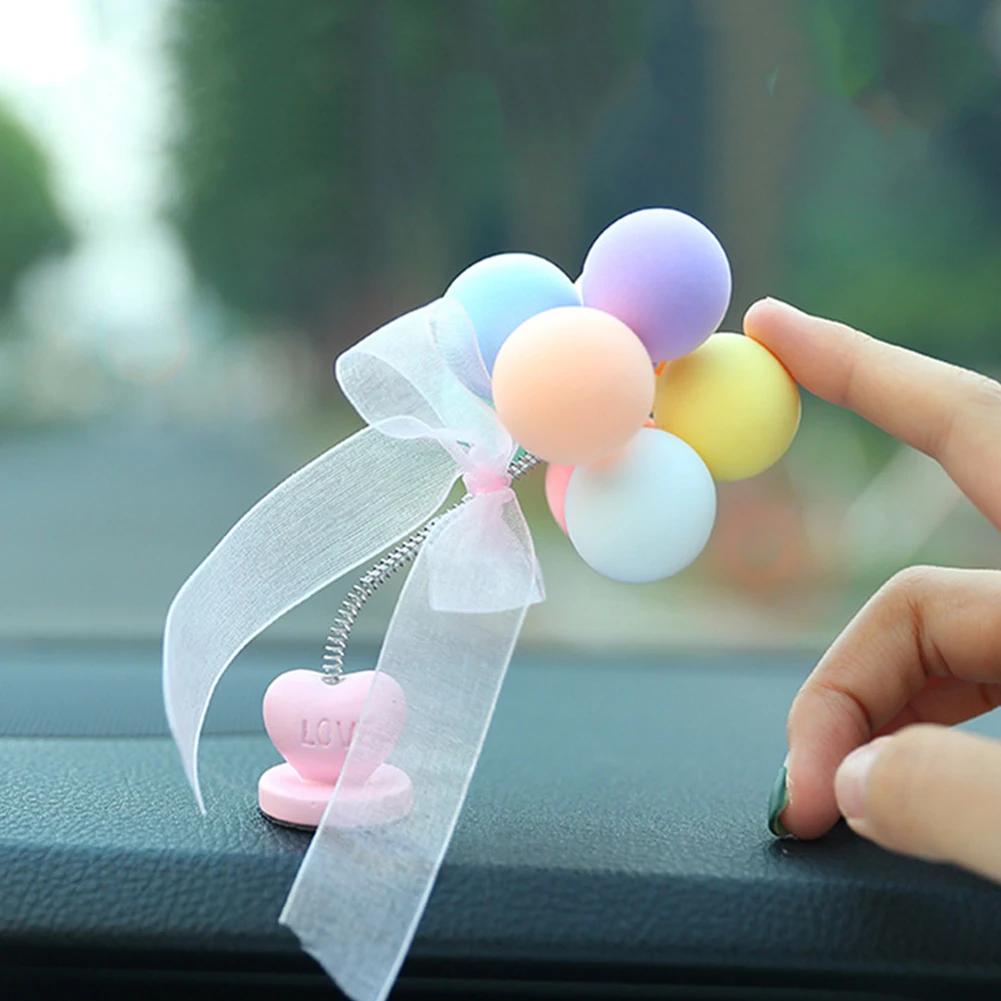 Creative Shaking Head Balloon Car Center Console Decorative Ornaments Cute Bobblehead Car Decorations Car Interior Accessories