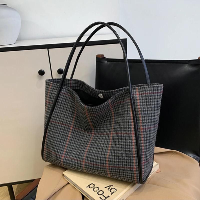 Vintage-Tragetasche aus kariertem Flanell für Damen, große Tragetasche mit fortschrittlichem Tragegefühl, leicht und bequem, einzigartige Schultertasche